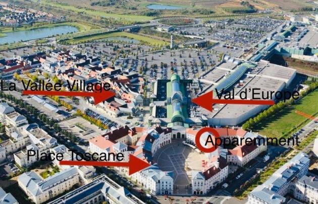 Disney & You Серрі Екстер'єр фото